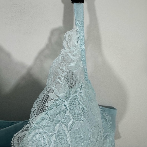 Beautiful Torrid Dusty Blue Lace Underwire Bra - Picture 5 of 10